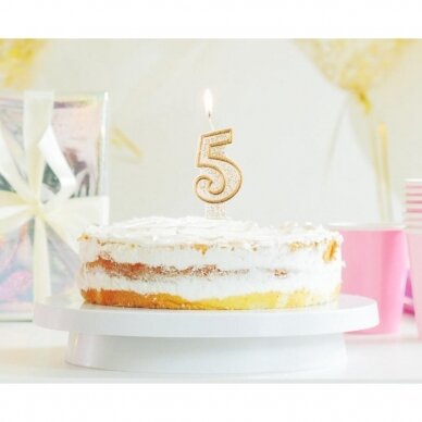 Torto žvakė skaičius 5, balta su auksu