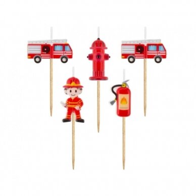Torto žvakutės, tema gaisrininkas, gesintuvas, gaisrinė mašina, 4,5 cm, 5 vnt.