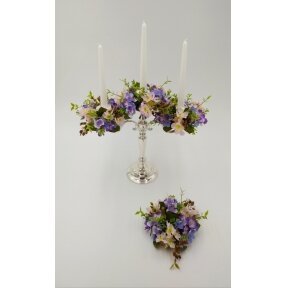 Žvakei vainikėlis, balti, žydri, violetiniai žiedai, 18 cm